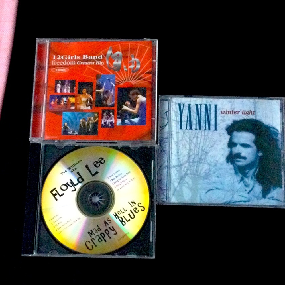 Three sets CDs Music set of 3